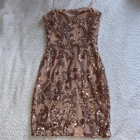 Sparkly sequin bodycon dress - Picture 2 of 3